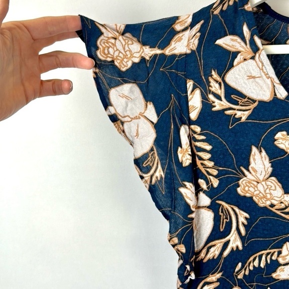 NWT Splendid Ramo Shift Dress Navy Blue Floral Flutter Sleeves Lightweight XS - Picture 7 of 15